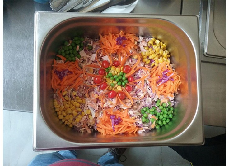 رستوران چنگال پلاس