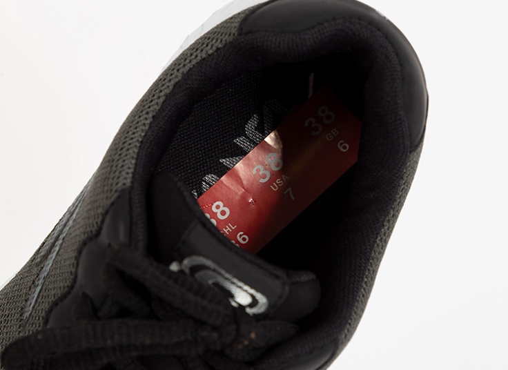 کتانی زنانه Skechers