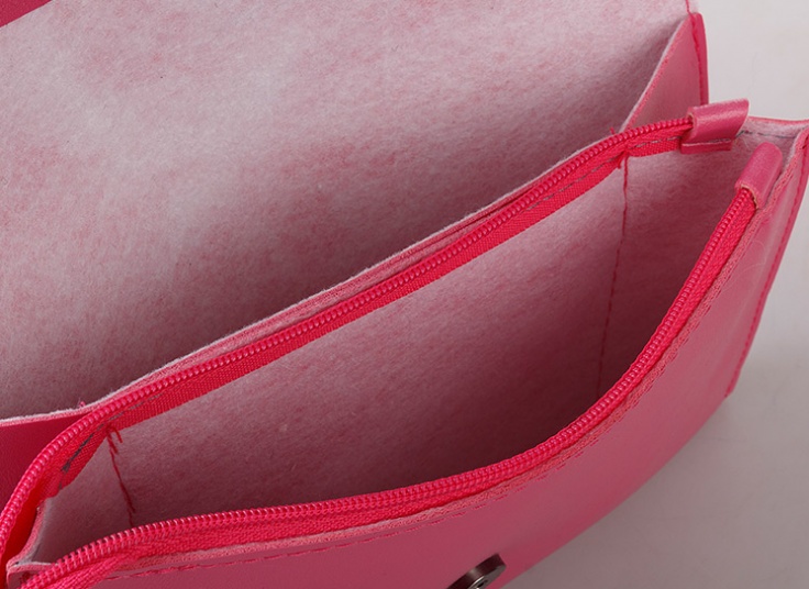 کیف کج زنانه Round Button