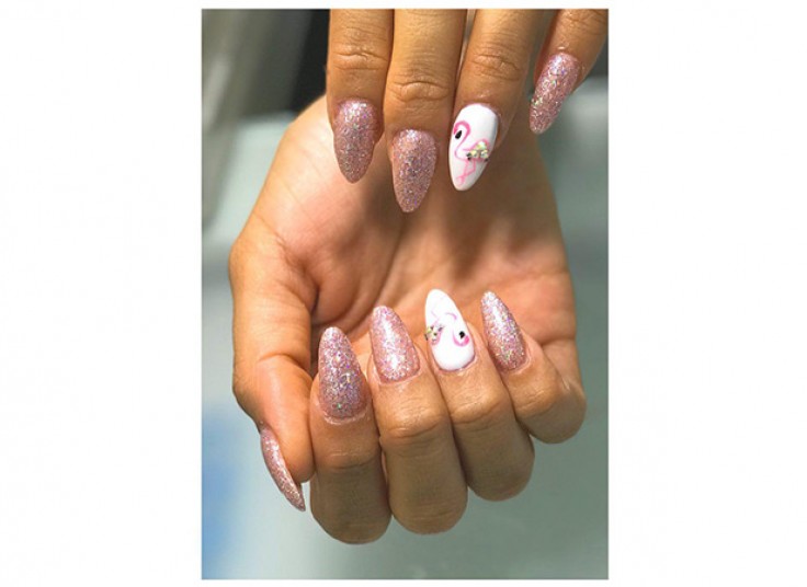 خدمات ناخن در سالن سرای زیبایی