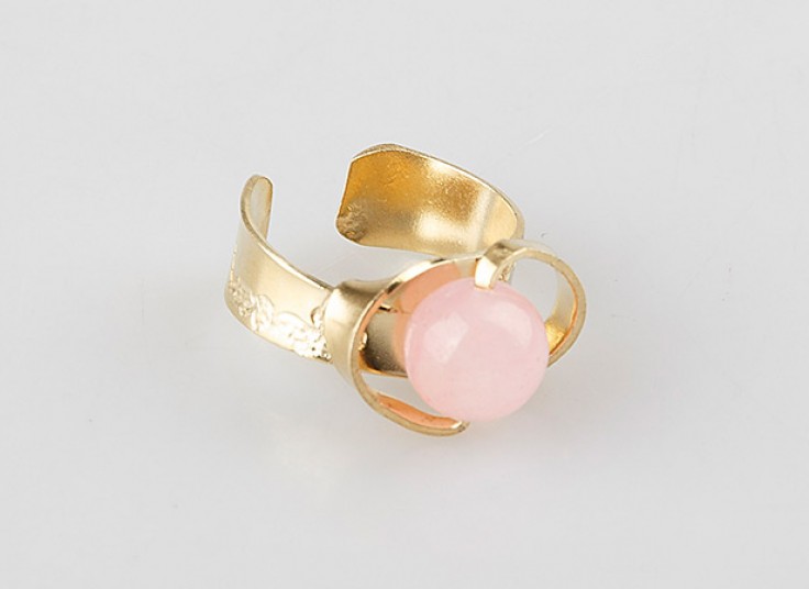 انگشتر ماه تولد