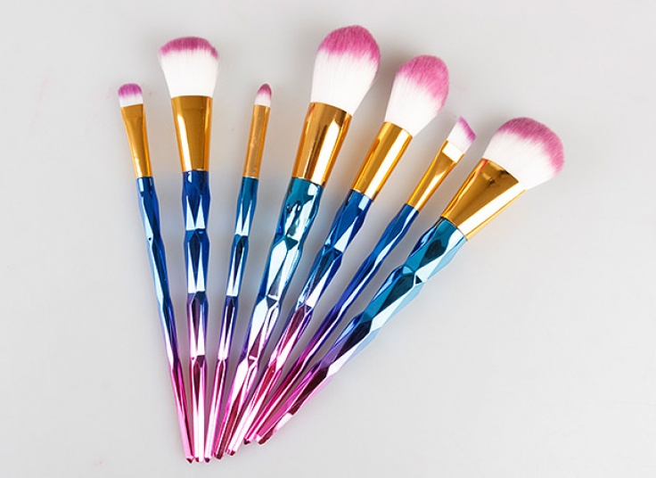 ست برس آرایشی Diamond