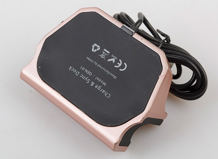 استند و شارژر موبایل رومیزی