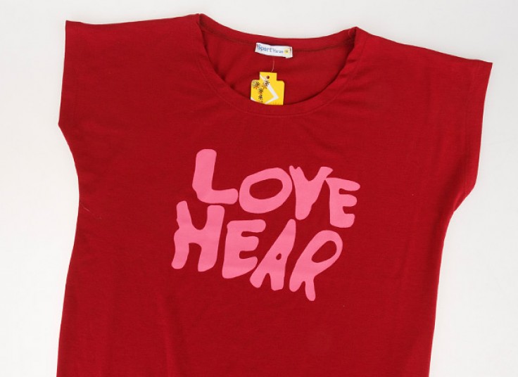 تیشرت زنانه LOVE HEAR