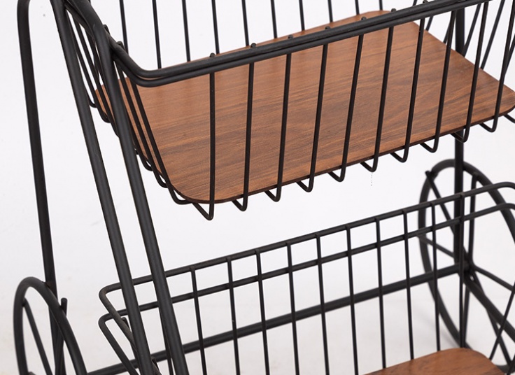 سبد پیاز و سیب‌ زمینی‌ طرح کالسکه