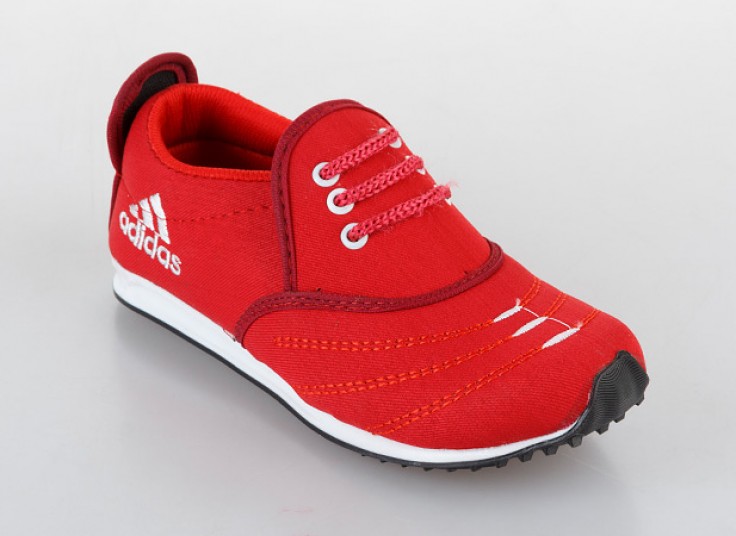 کفش بچگانه طرح adidas