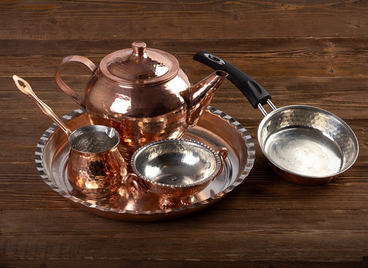 ظروف آشپزخانه مسی