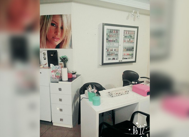 خدمات ناخن سالن زیبایی فریبا