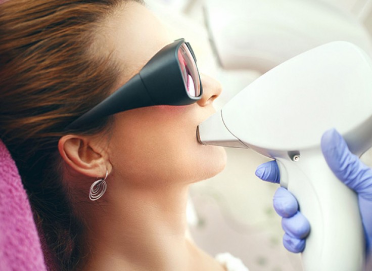 لیزر دایود الکساندرایت مطب دکتر کمالی