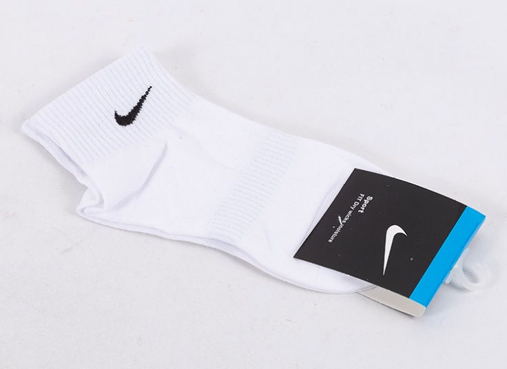 جوراب اسپرت طرح NIKE