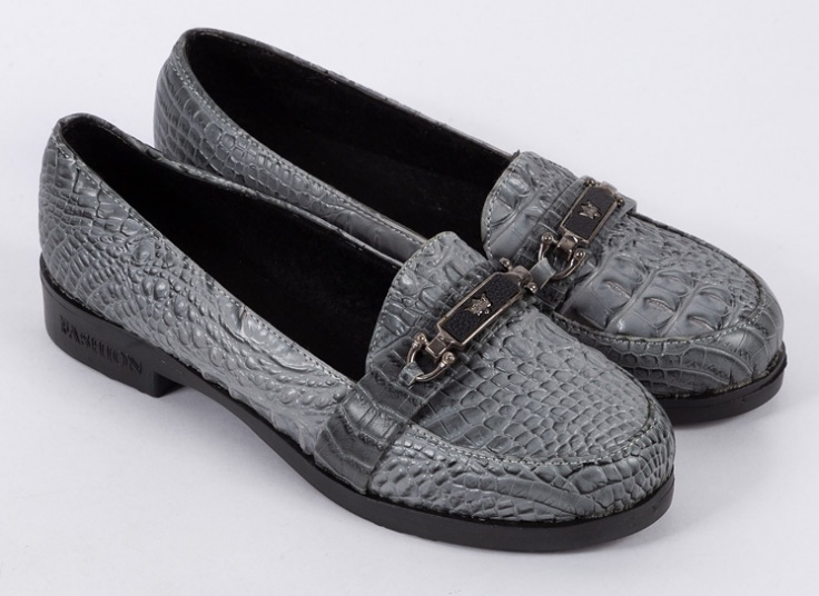 کفش کالج زنانه