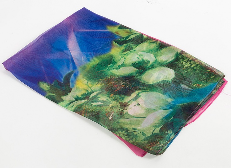 روسری حریر گلدار