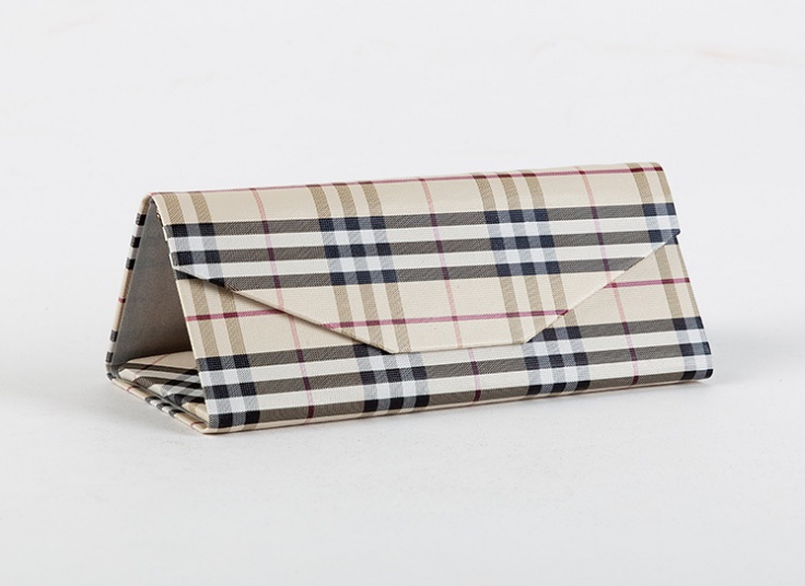 کیف عینک مثلثی مدل تاشو