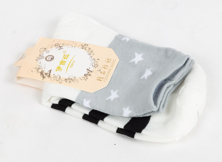 جوراب زنانه Yijiya