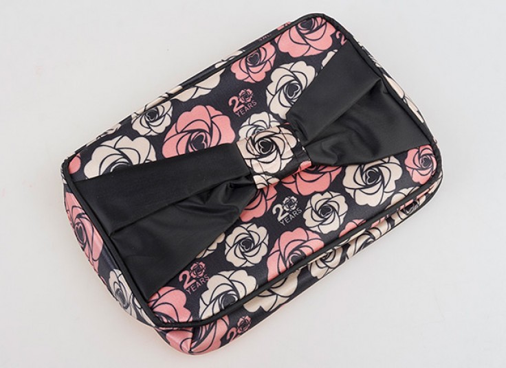 کیف لوازم آرایش مسافرتی