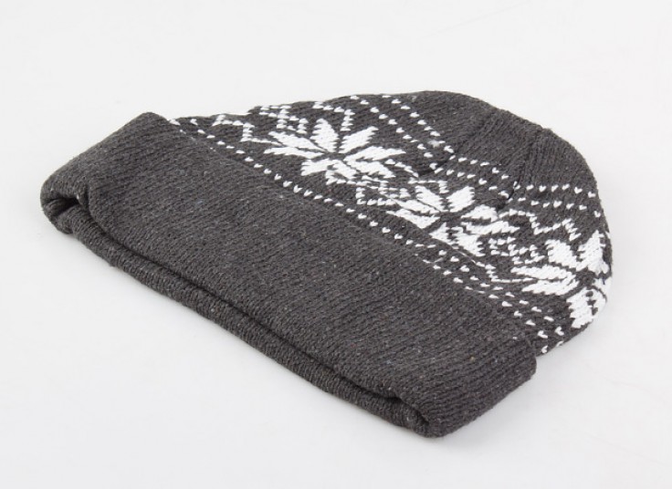 کلاه بافت Snow