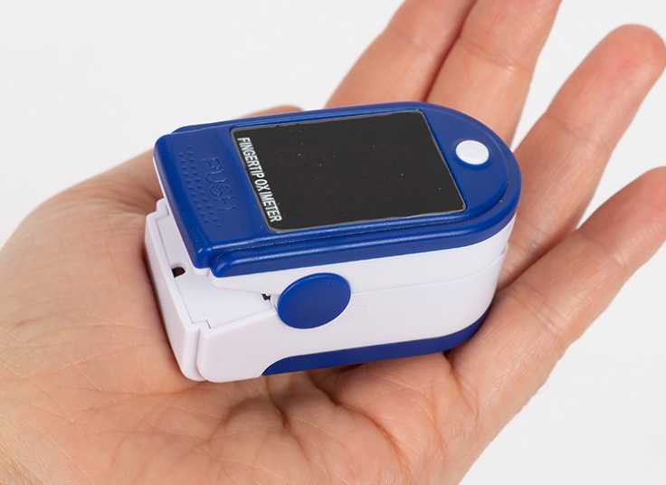 پالس اکسیمتر انگشتی