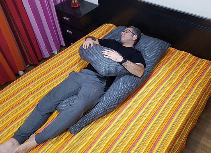 بالشت VIP مدل U