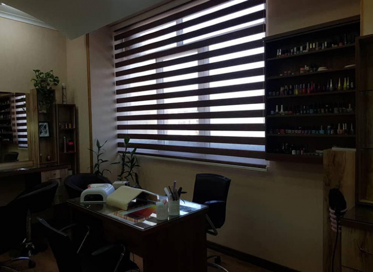 خدمات ناخن صورتگر ماه