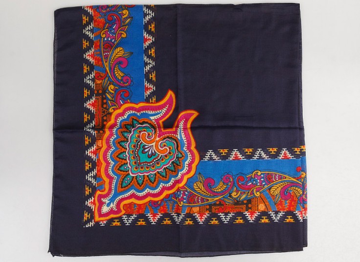 روسری قواره دار Glosbe