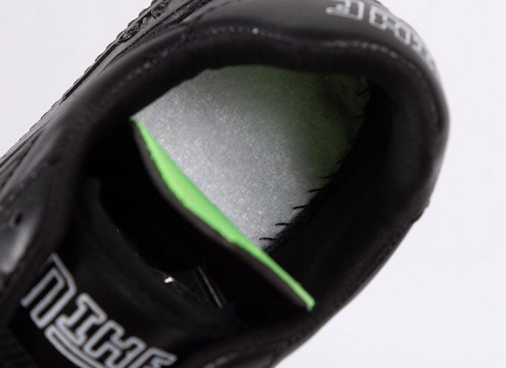 کتانی زنانه NIKE مدل AIR