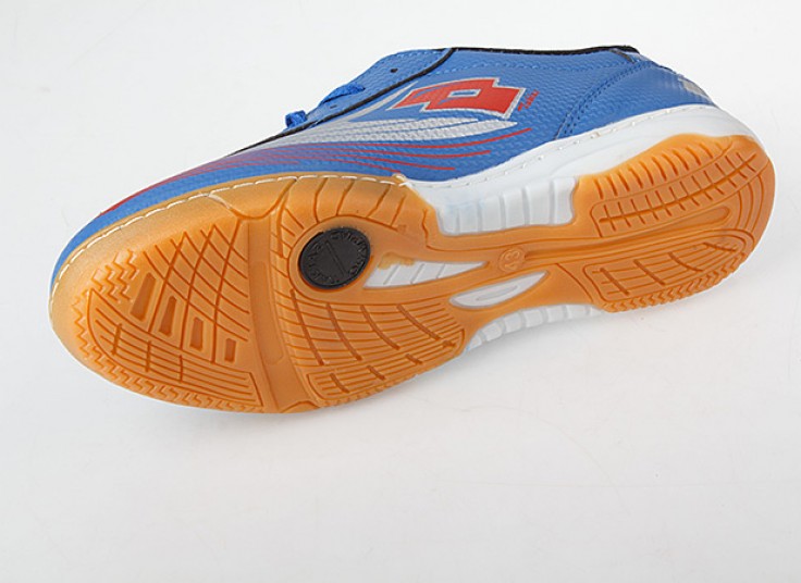 کفش فوتبالی CR7