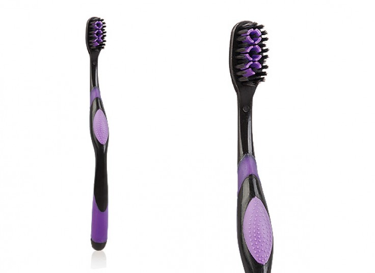 مسواک زغالی Self Reliance