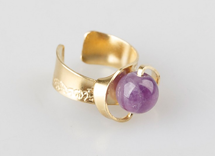 انگشتر ماه تولد