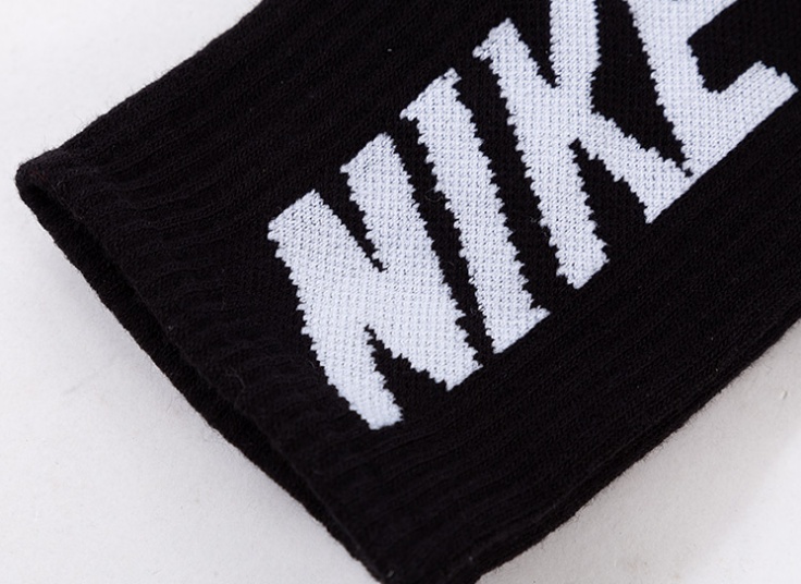 جوراب ساقدار طرح Nike