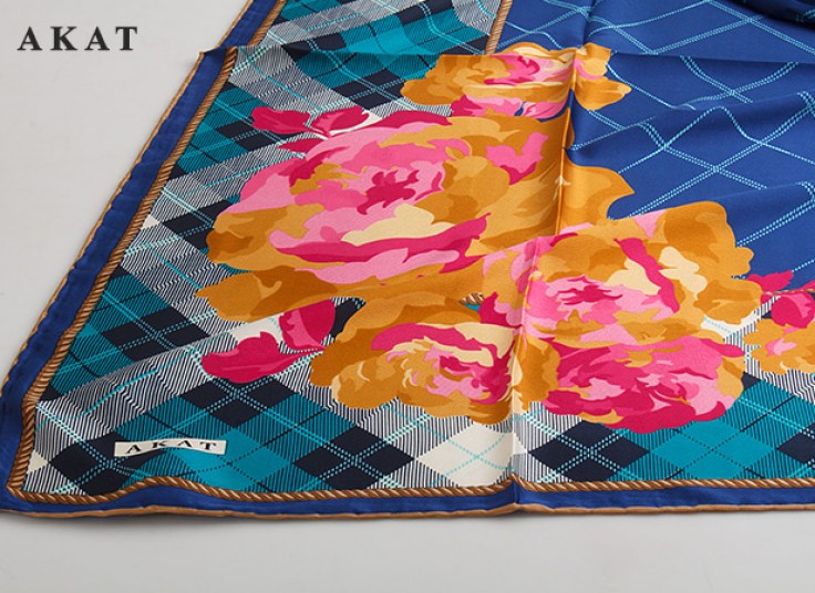 روسری ساتن AKAT