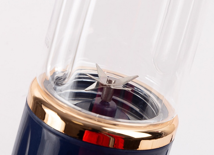 شیکر شارژی small juicer