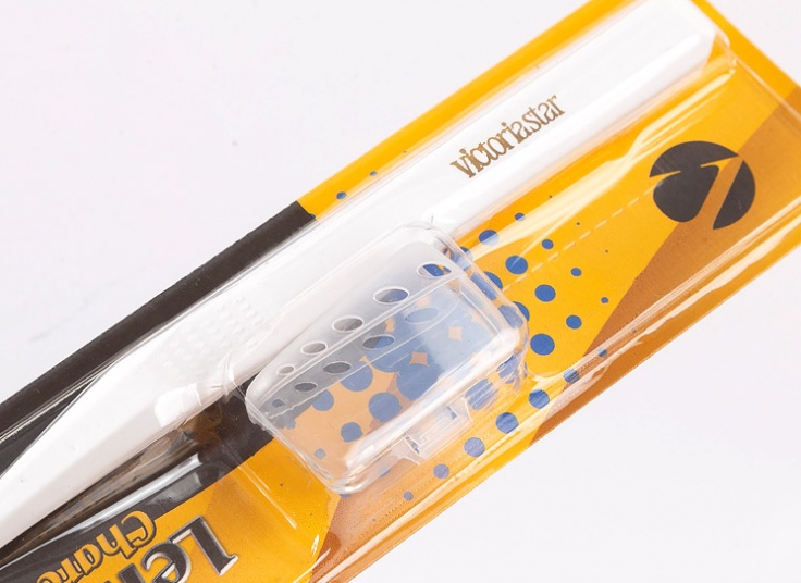 مسواک ذغالی Victoria Star مدل Lennox