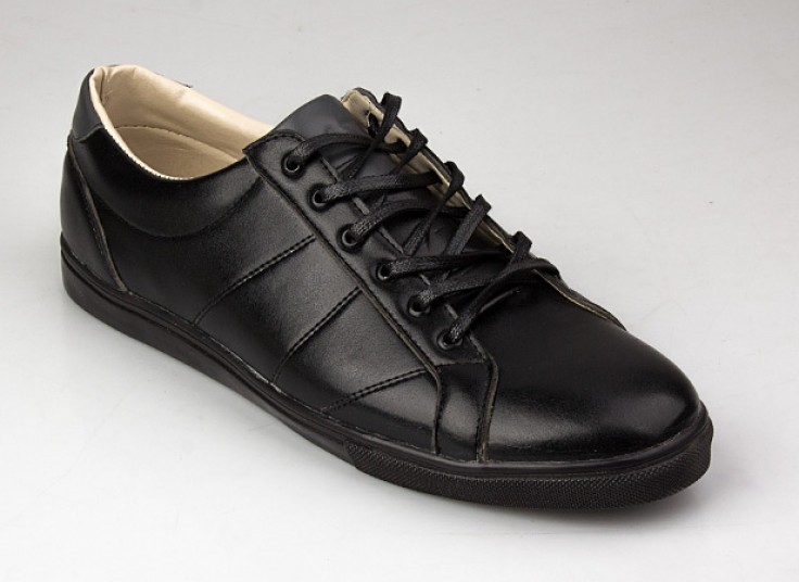 کفش اسنیکرز Bershka