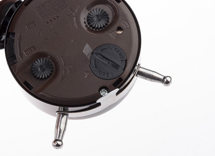 ساعت رومیزی شماته دار