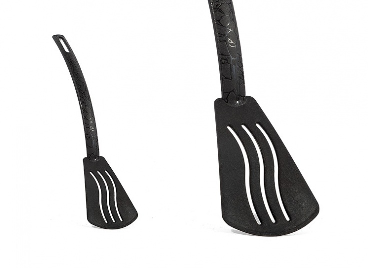 کفگیر پلاستیکی