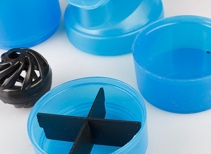 شیکر ورزشی سه تکه 