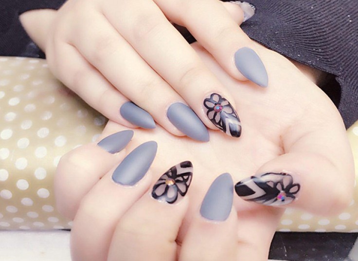 خدمات ناخن مرضیه