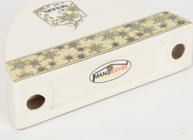 جا دستمالی Manoeuvre