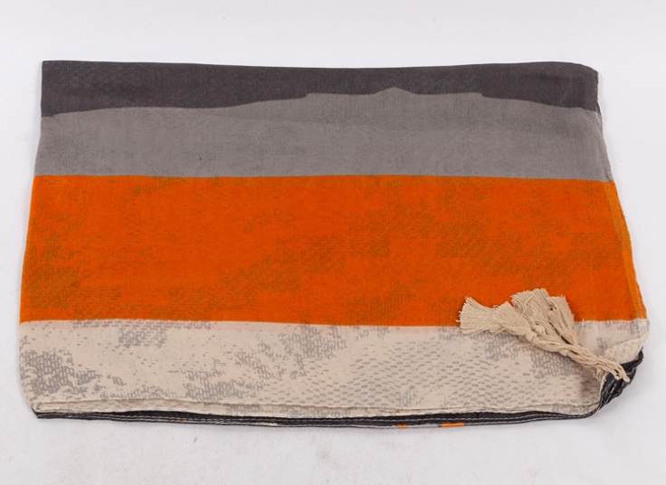 شال طرحدار چندرنگ