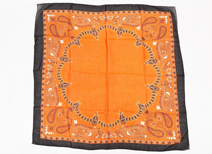 روسری سنتی زنانه