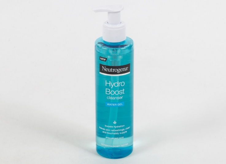 ژل شست و شوی صورت Neutrogena مدل Hydro Boost