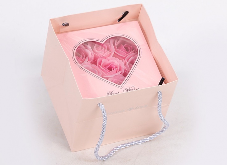 باکس گل کادوئی