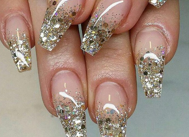 خدمات ناخن لورا