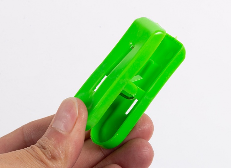 گیره پلاستیکی لباس Janan plast