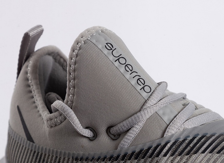 کتانی زنانه Nike Air Zoom SuperRep 