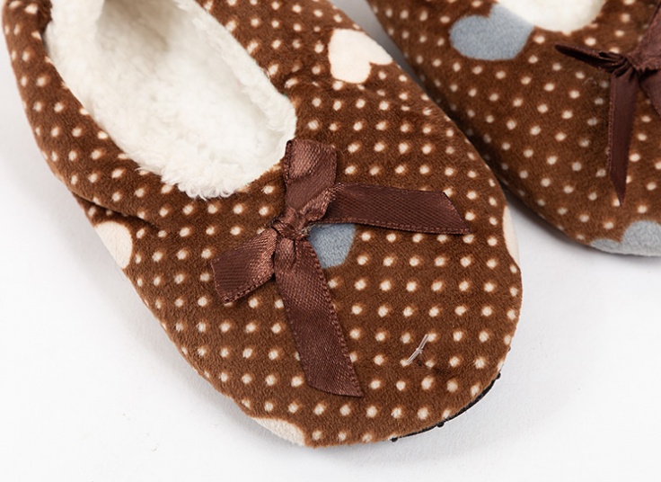 پاپوش بچگانه