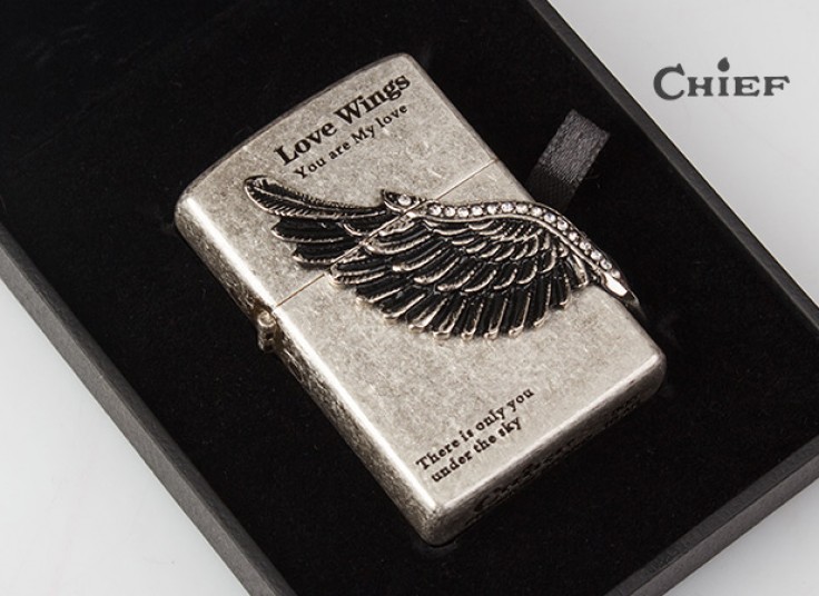 دو مدل فندک CHIEF