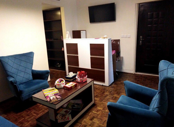 پاکسازی پوست در مرکز زیبایی الا