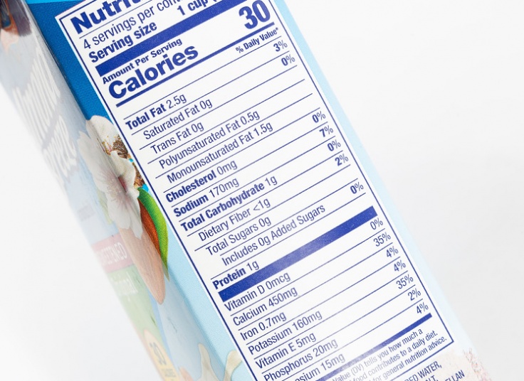 شیر بادام Blue Diamond