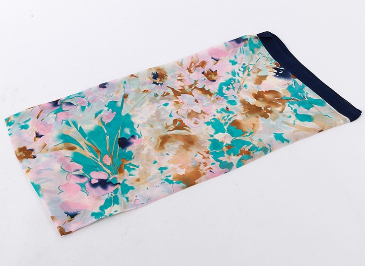 روسری طرح گل MGS